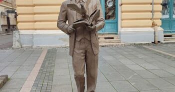 Dan grada u biblioteci